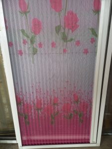 توری بالکن و درب ورودی طرح دار